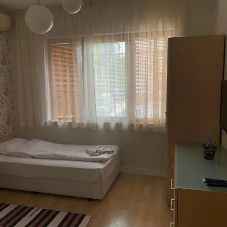 Apartment Grey Warna